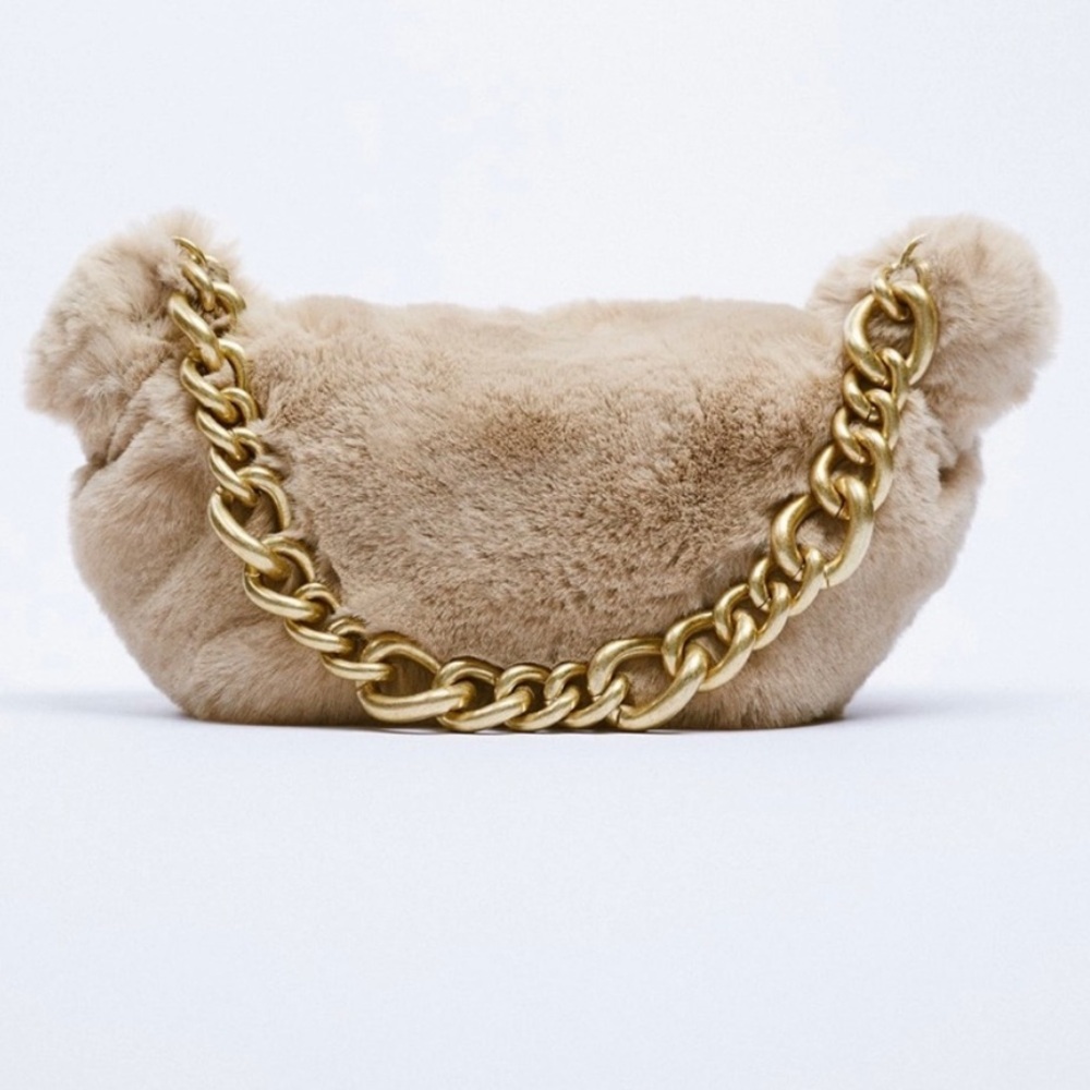 RARE!! ZARA NWOTs LG Faux Fur Tan Shoulder Bag with Gold Chain